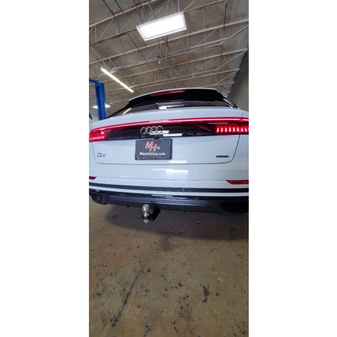 Audi q8 hitch discount